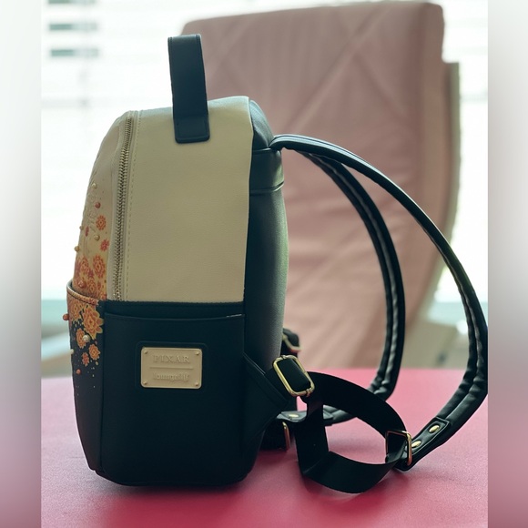 Coco Loungefly Backpack
Item is Brand New w/o tags
Never used main image 4